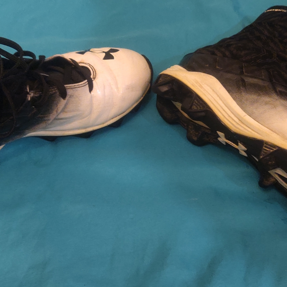 Under Armour Highlight Youth Boys Cleats